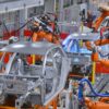 Nanotecnología como alternativa a la fosfatación amorfa 16221553 - robots welding in an automobile factory