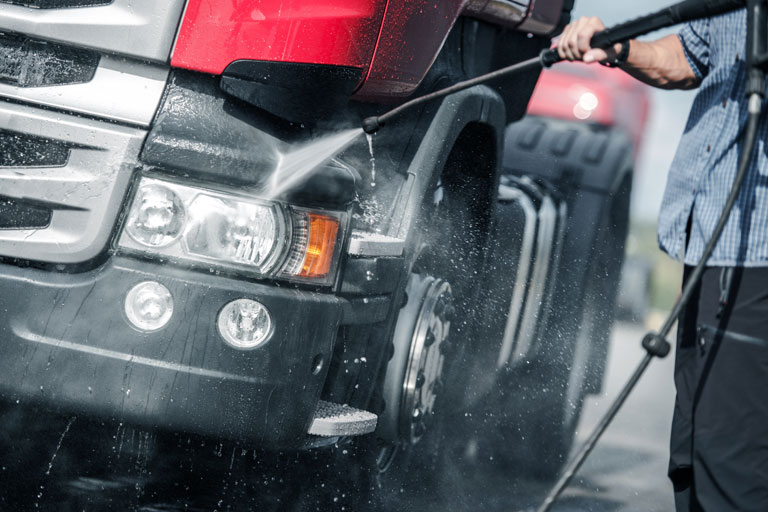 Produits de lavage pour camions