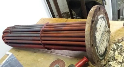 Incrustacions i corrosió en bescanviador de calor industrial