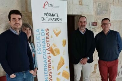 Proquimia promou la formació i la innovació en la indústria làctica amb la Fundació EILZA